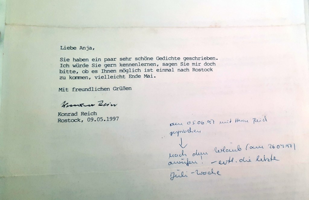 Ein Brief von einem Verleger an einen Menschen, der seine Gedichte eingereicht hat.