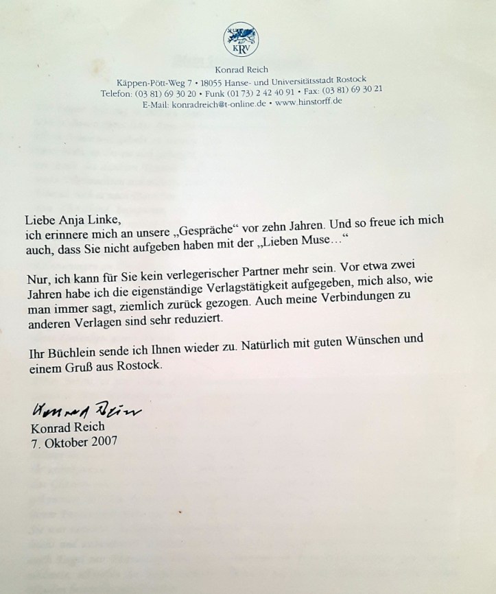 Ein Brief von einem Verleger, der es ablehnen muss, dass Manuskript zu veröffentlichen