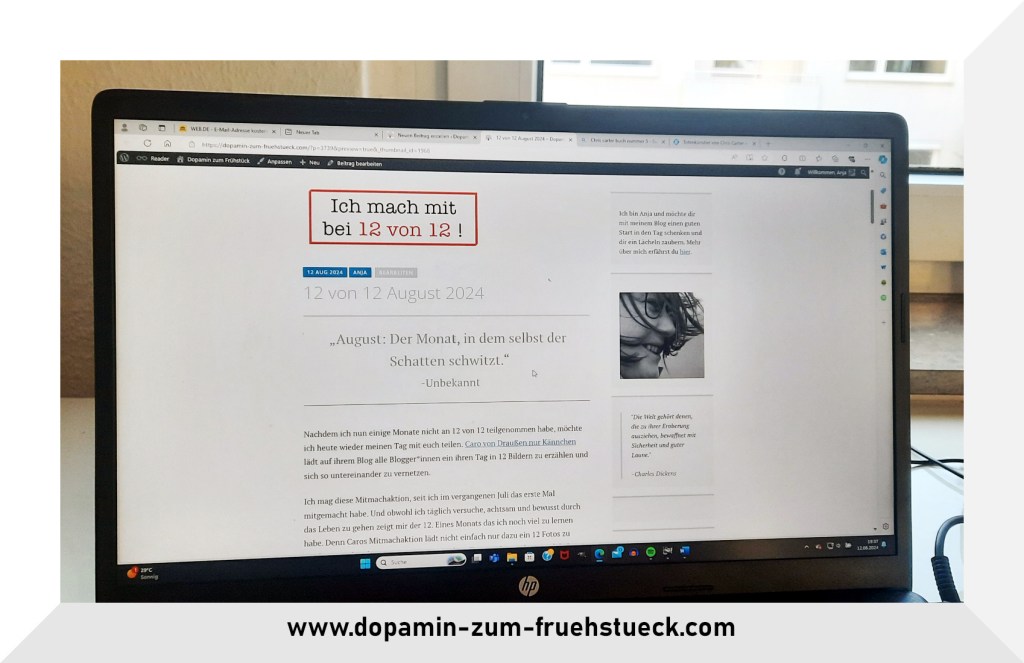 Laptop mit der Seite von Dopamin zum Frühstück